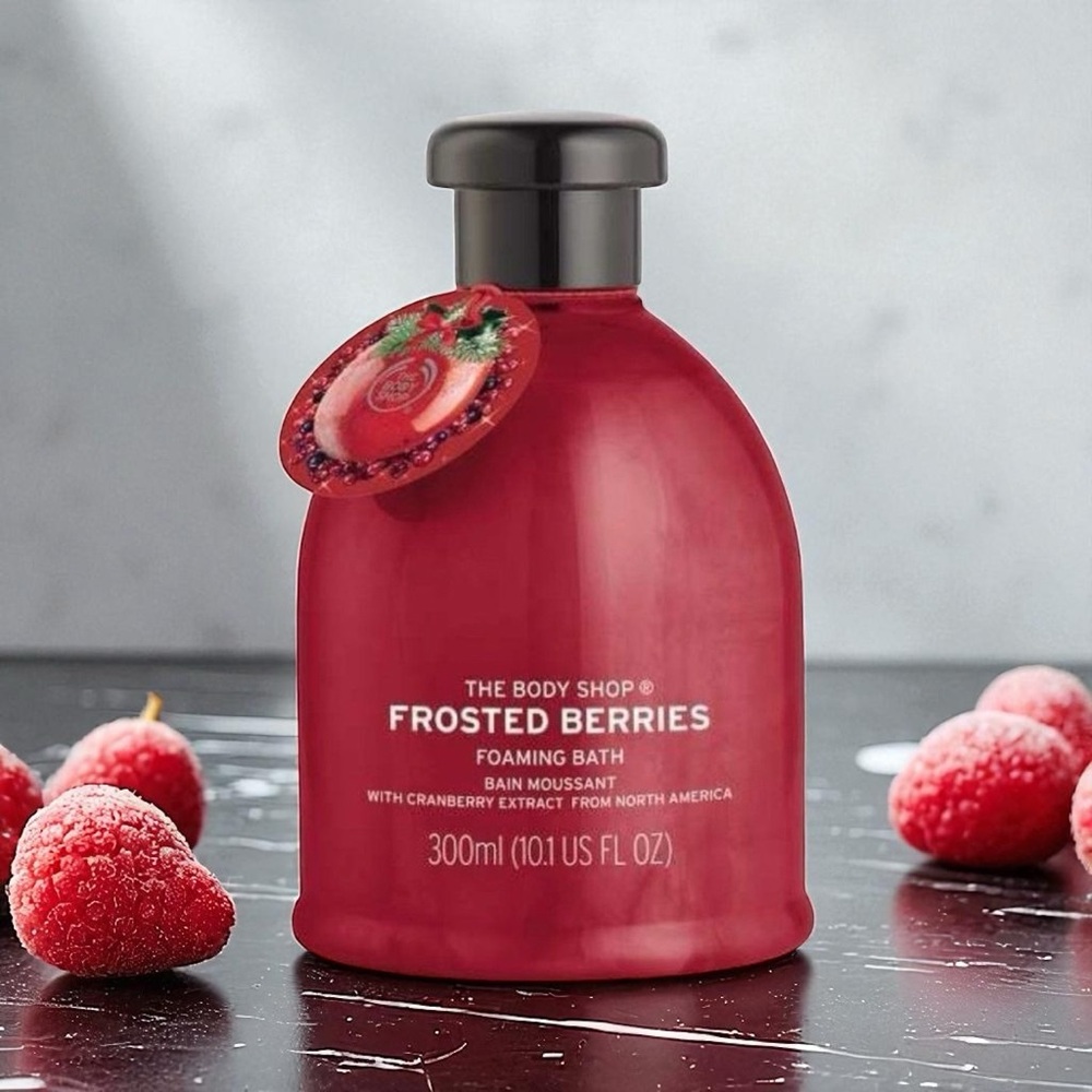 The Body Shop Frosted Berries Foaming Bath 10.1 fl oz / 300 mL
